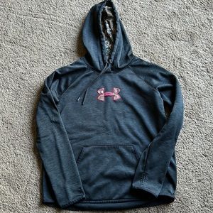 Under Armour Sweatshirt